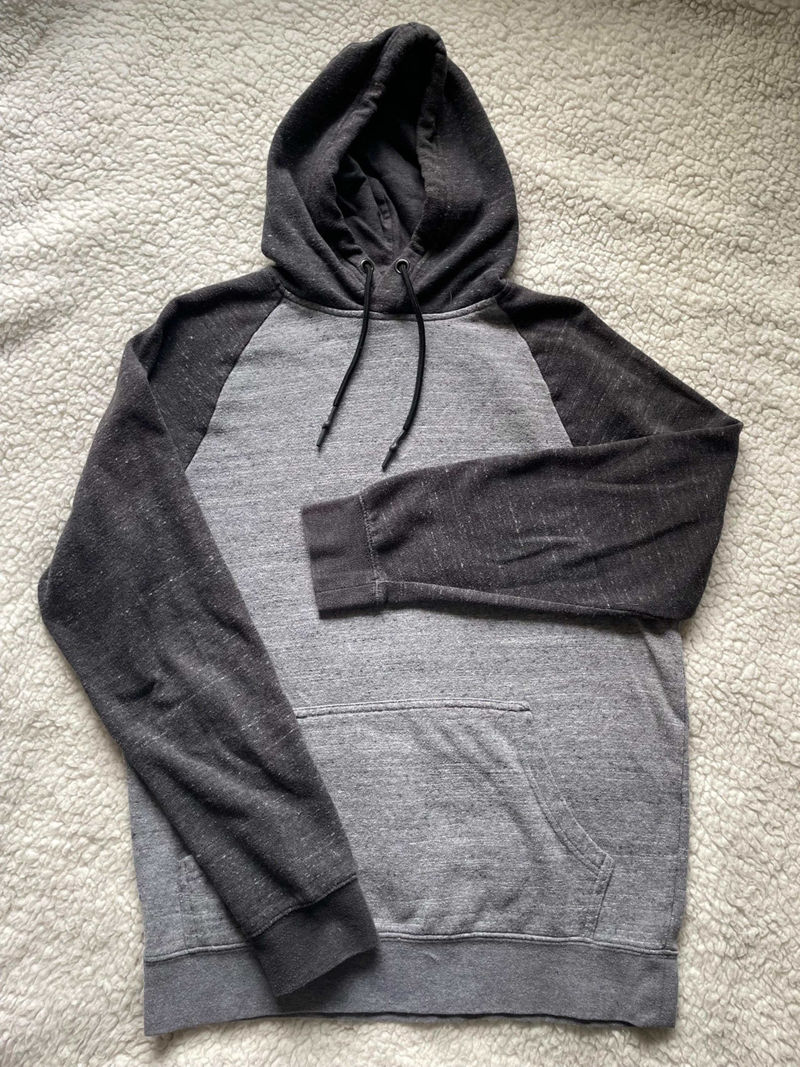 Urban Pipeline Men’s Hoodie/Sweatshirt Size Small