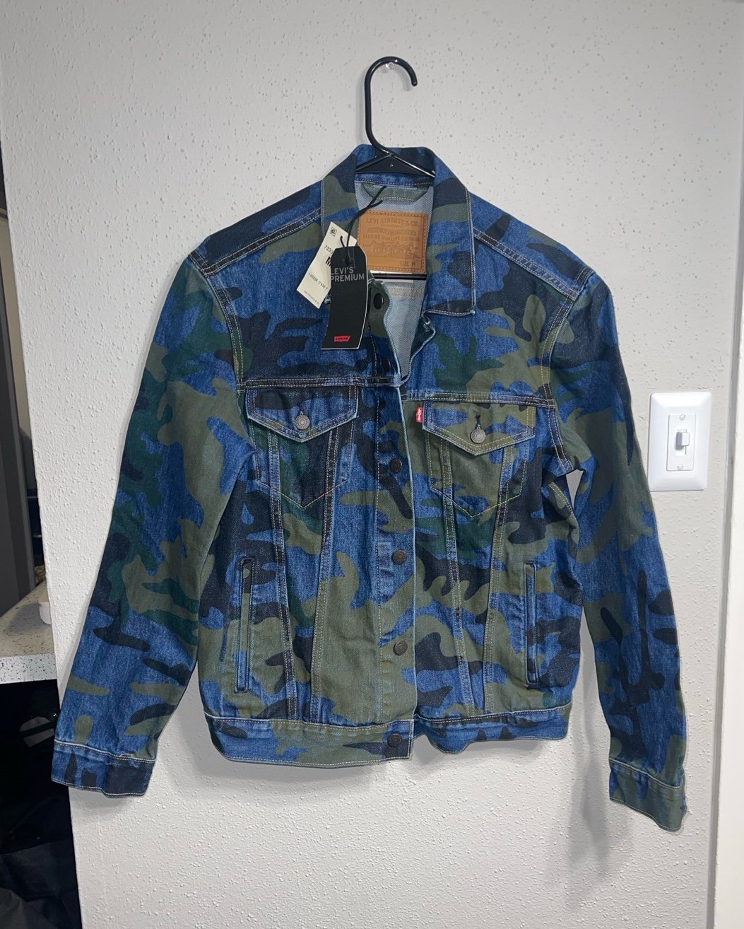 Levi’s denim camo green blue jacket