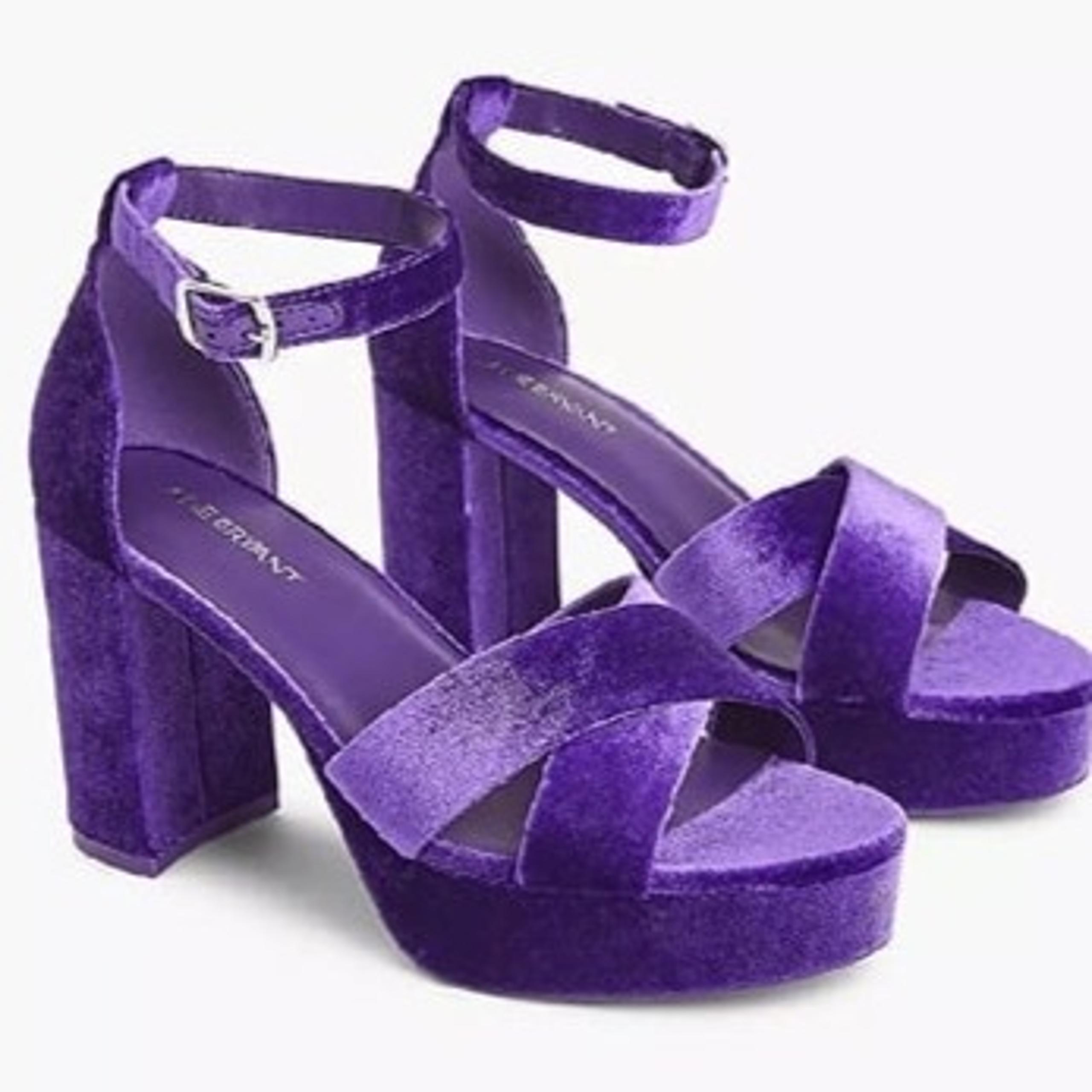 NWT Lane Bryant Dream Cloud Velvet Strappy Platform Heel 9W