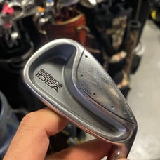 Woman’s iron 7 Adams Idea