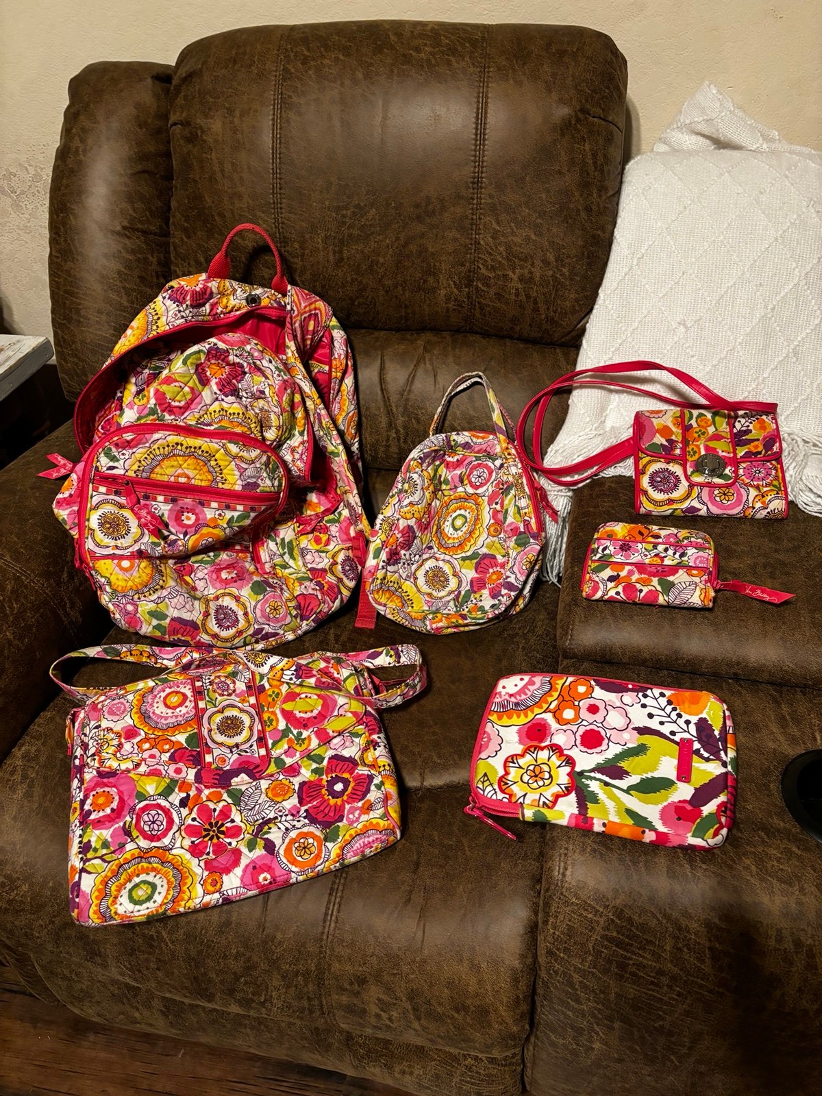Vera Bradley- 6 piece set!!