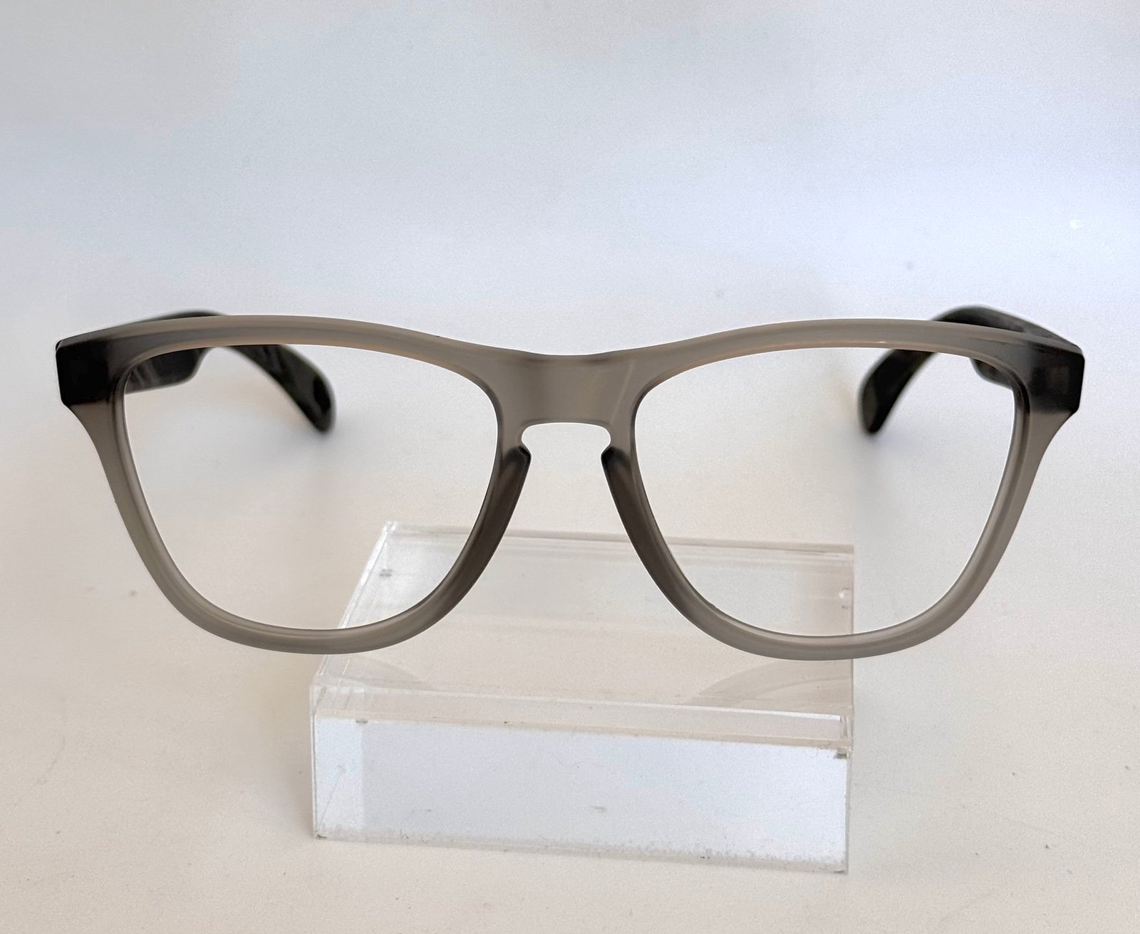 New Oakley Frogskins Smoke With Camo Arms Sunglasses Frame
