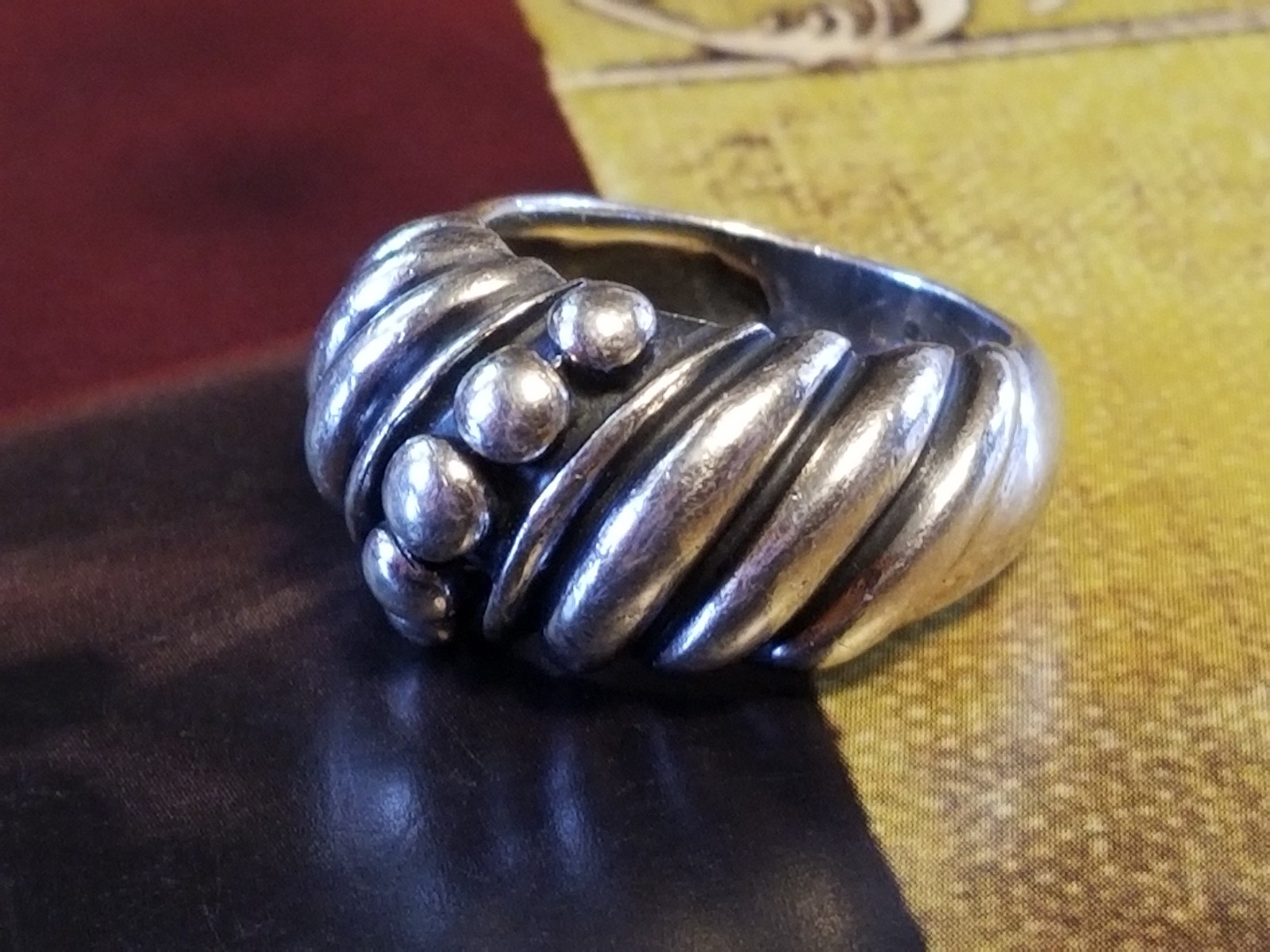 RARE Silpada Sterling Silver Ring, Size 6