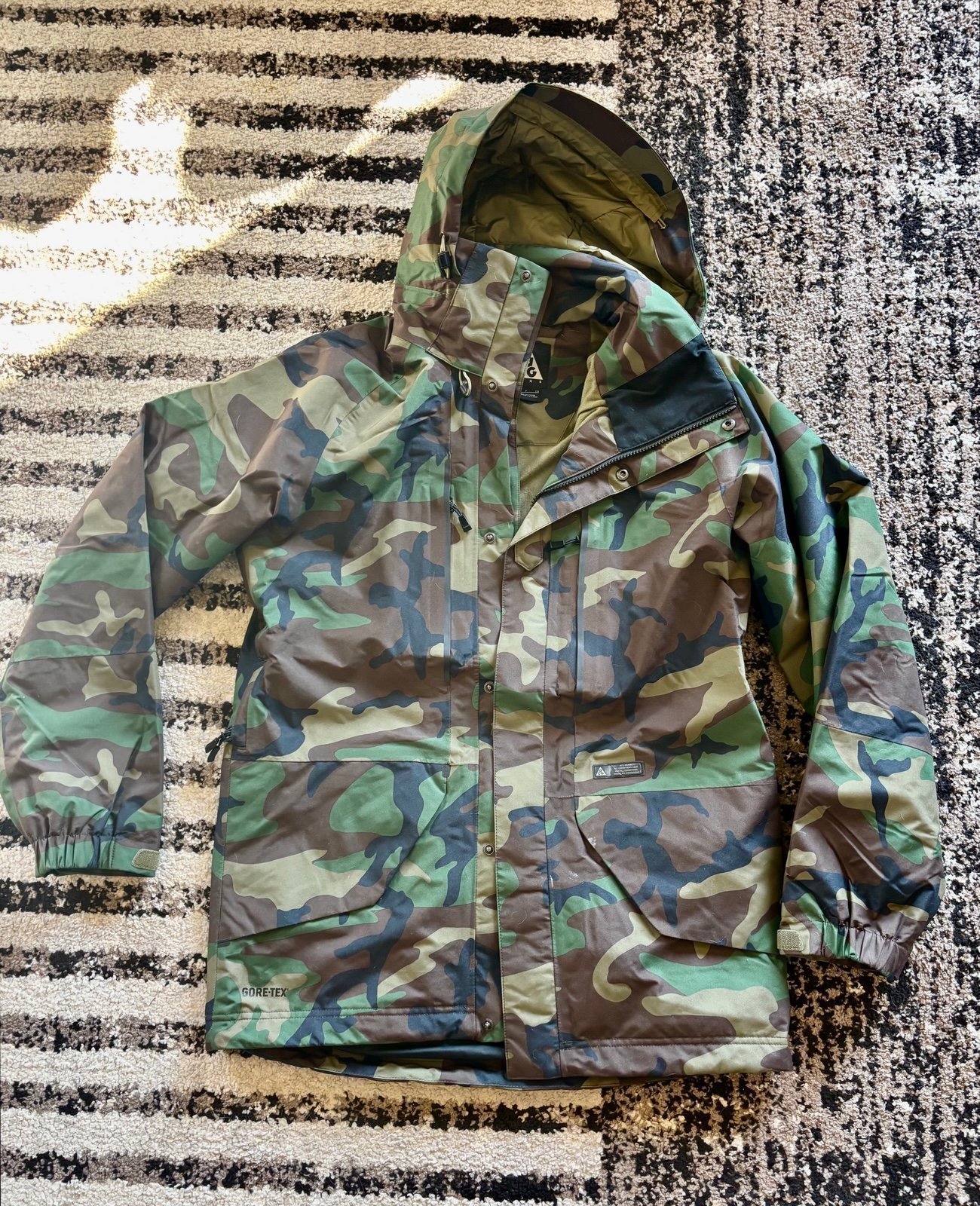 Men's Nike Gore Tex Camo Jacket S or Med