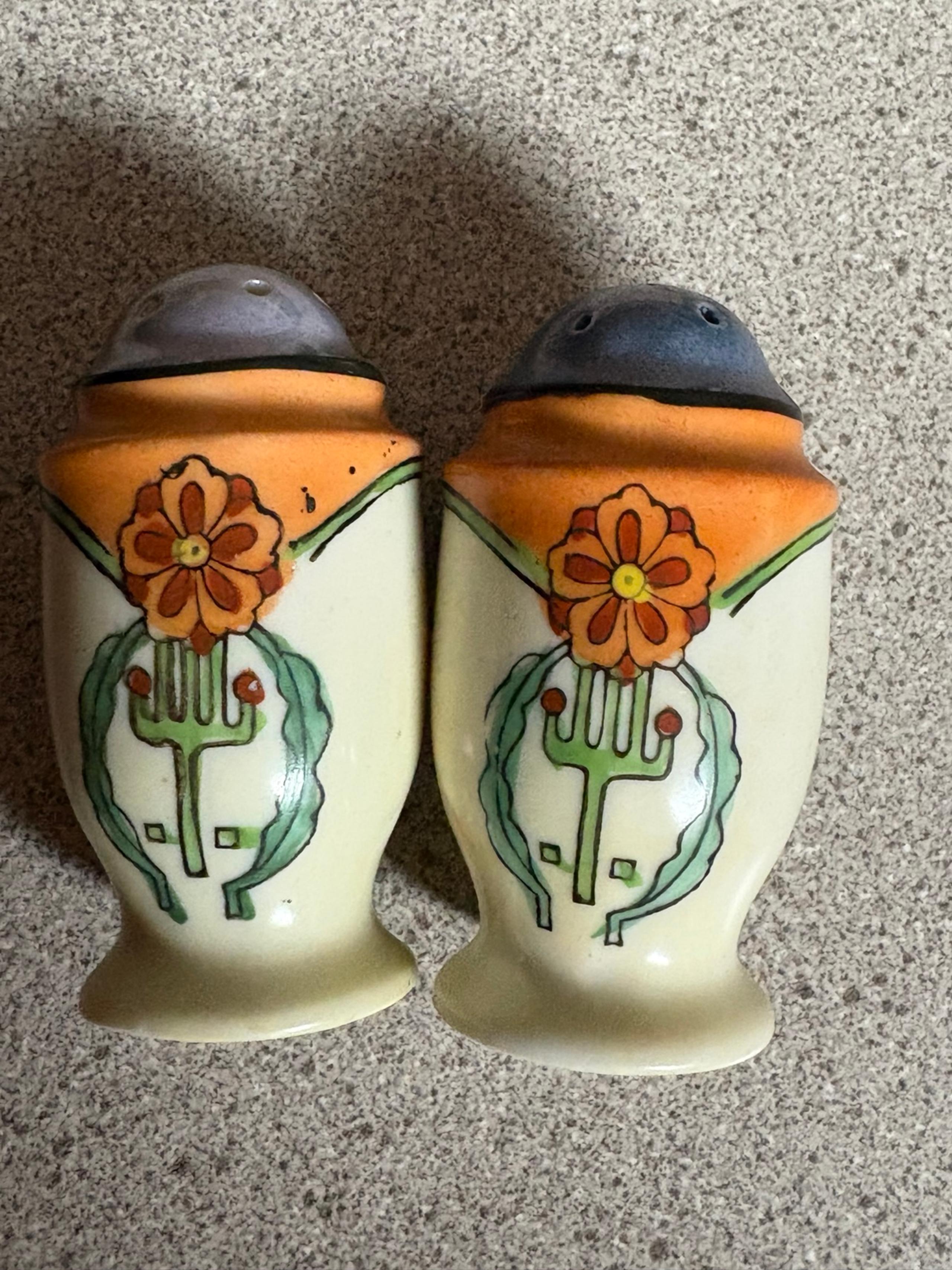 Lusterware Salt and Pepper Shakers, 1930s Art Deco SP Shakers, Made in Japan
