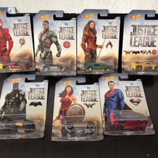 Hot Wheels Justice League 7 Car Set