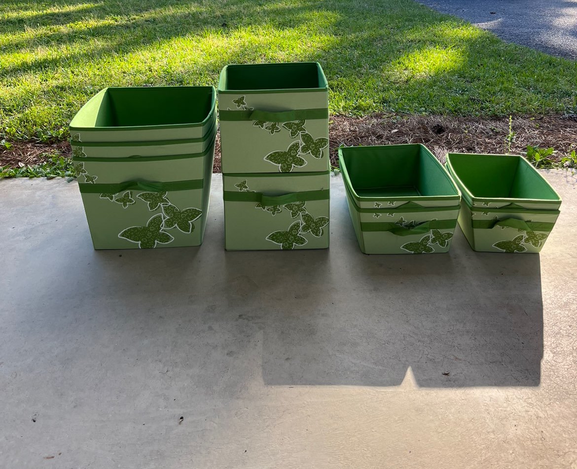 Lot of 9 Lime Green Storage Totes