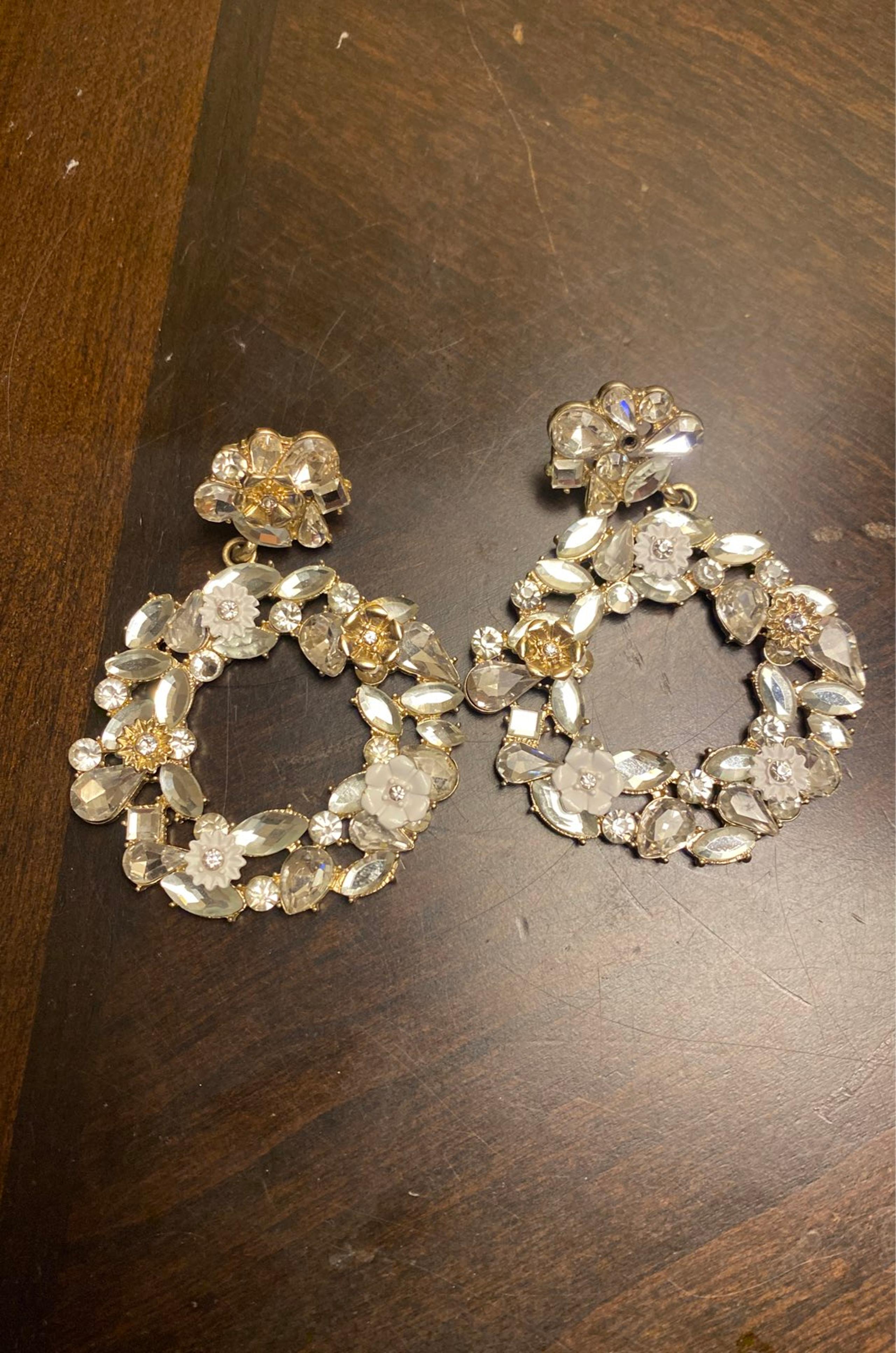 Dillards Holiday Earrings