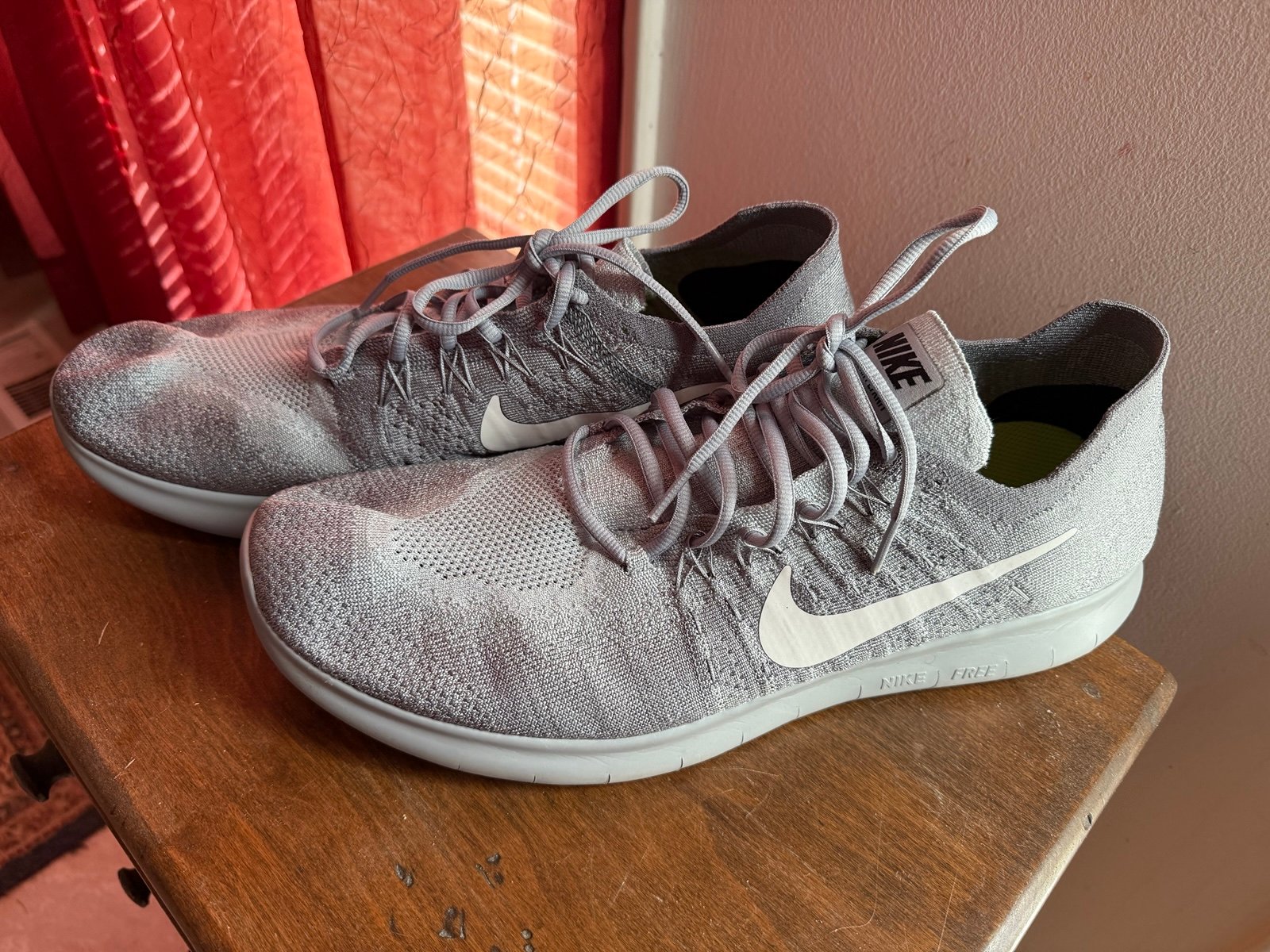 Nike Free RN Flyknit Sneakers
