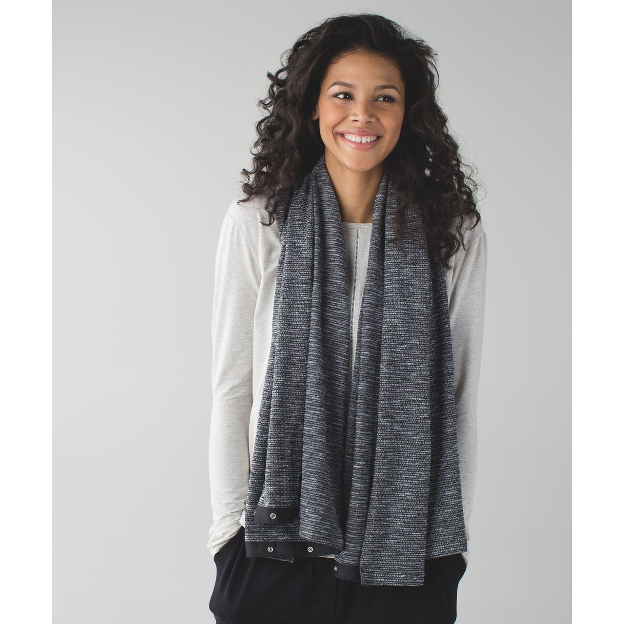 Lululemon Athletica Vinyasa Scarf Coco Pique Black White One Size