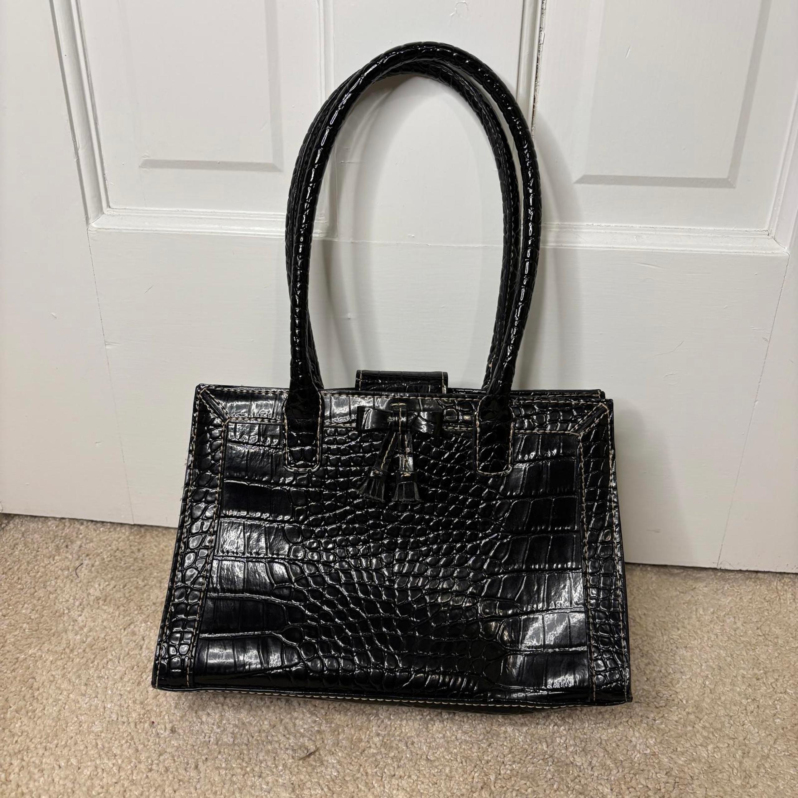 Liz Claiborne y2k Pleather Croc Purse