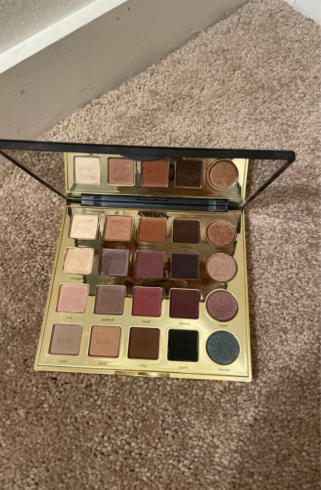 Tarte Pro Eyesharow Palette authentic