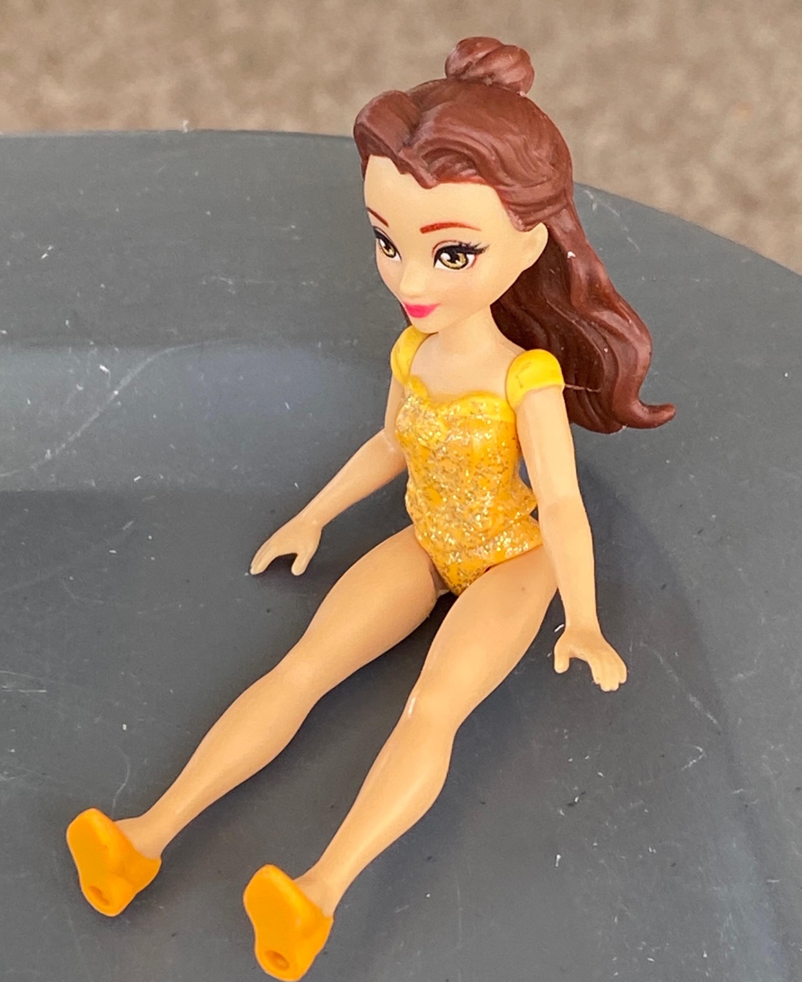 Polly Pocket Disney Princess Belle Magic Clip Doll - Mattel