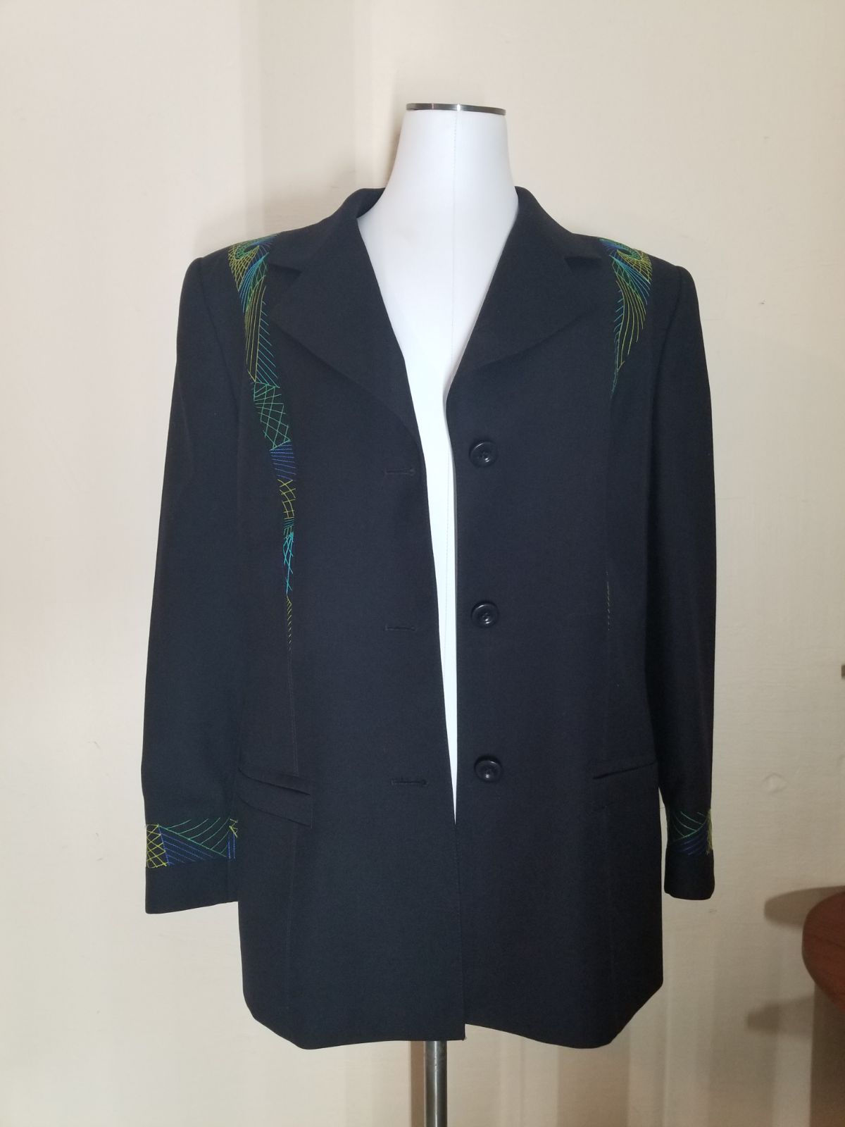 ESCADA MARGARETHA LEY BLACK BLAZER SZ 44