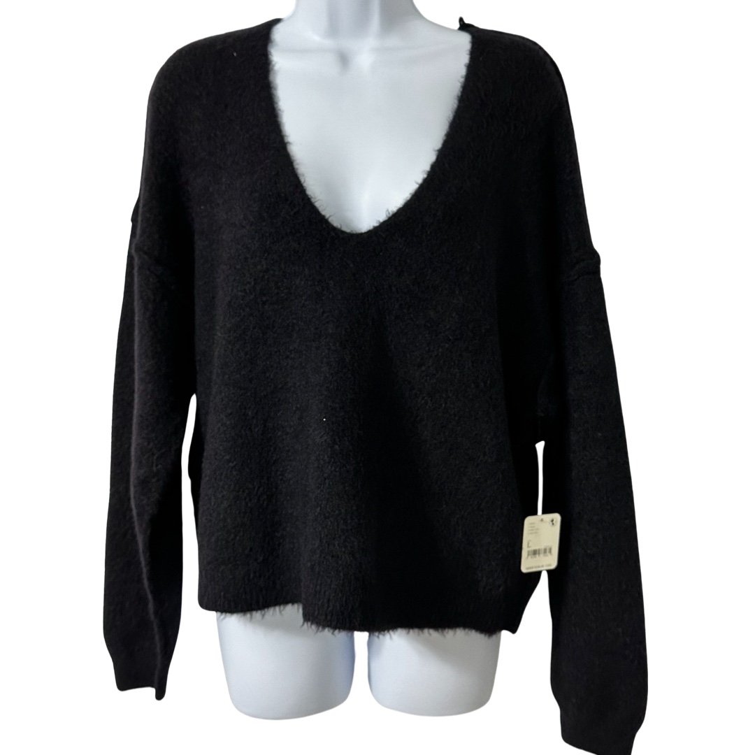 Free People NWT Sweater Large