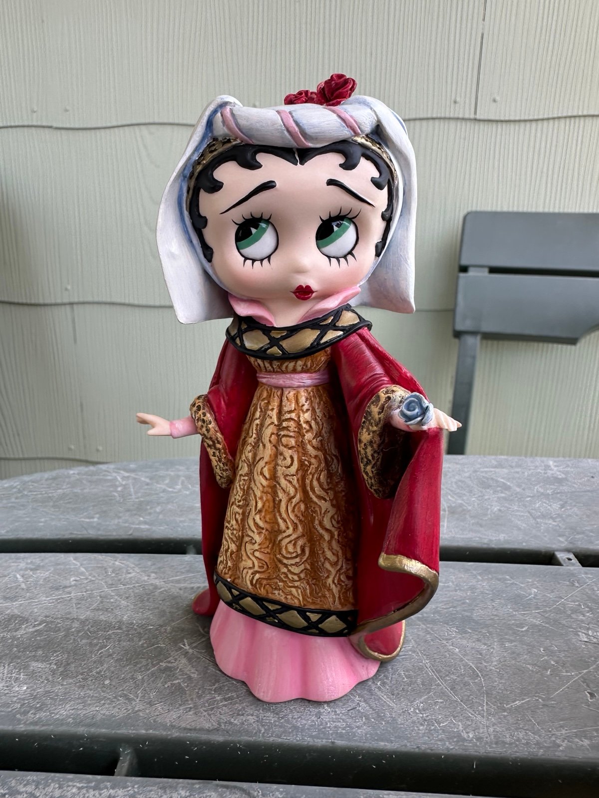 Betty Boop Camelot Betty 6 inch Figurine Fashion Through the Ages Danbury Mint