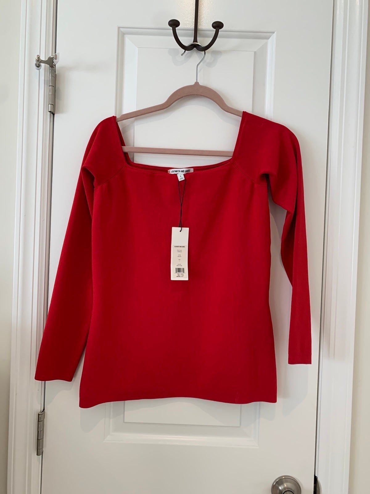Elizabeth and James top