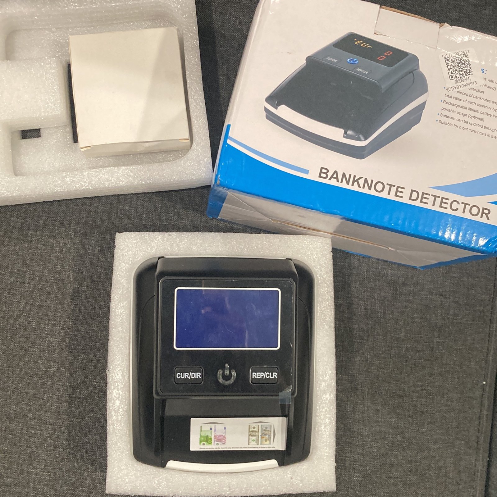 Banknote detector