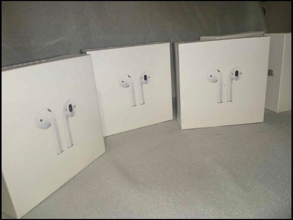 Apple AirPods 2nd generation