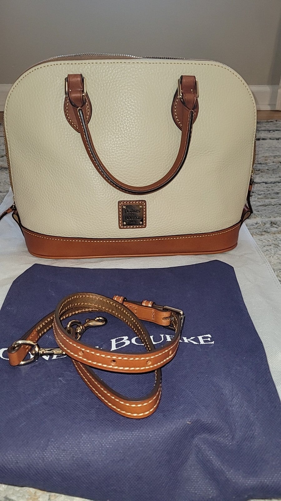 Dooney Bourke