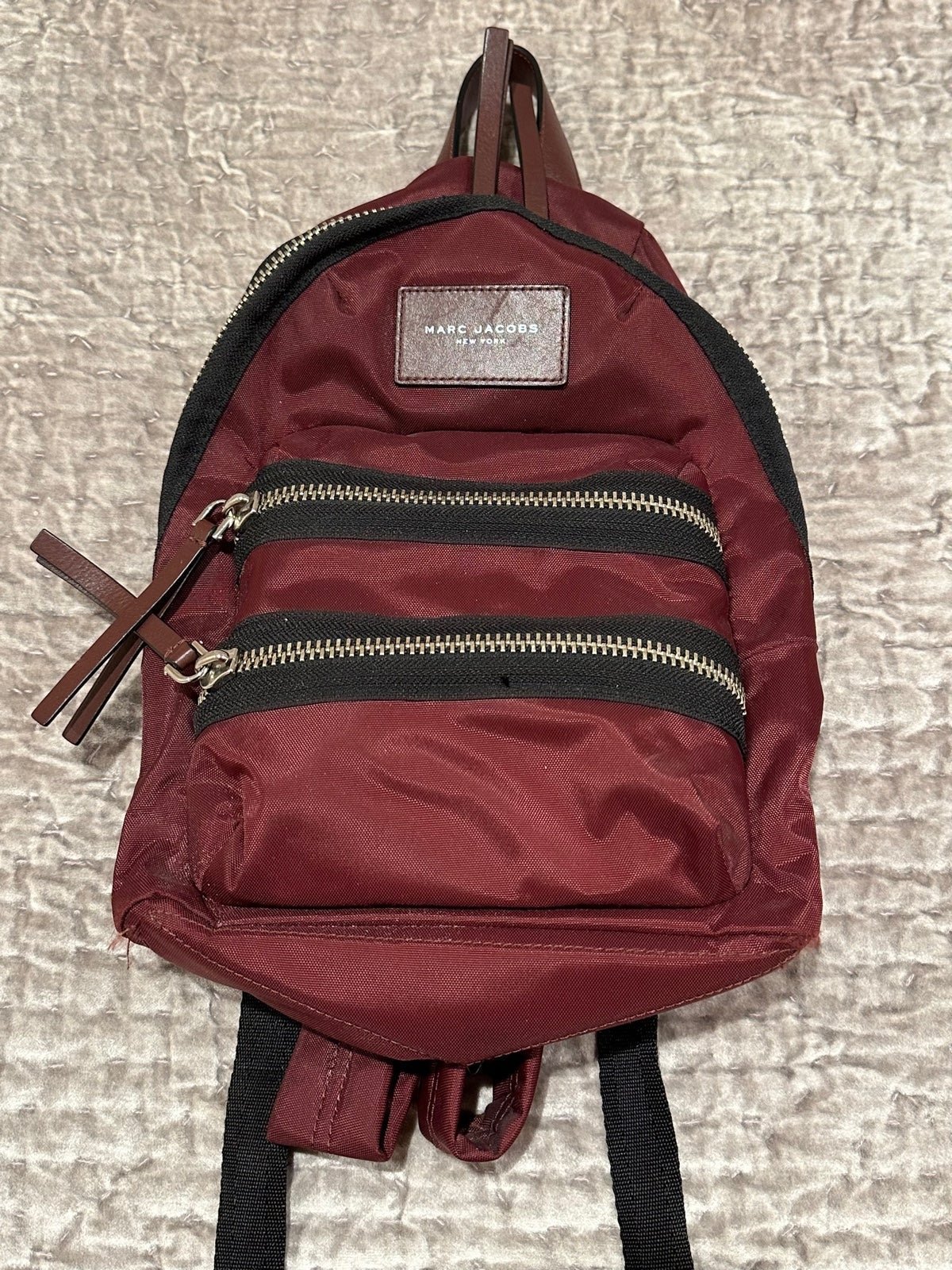 MARC JACOBS women’s maroon backpack