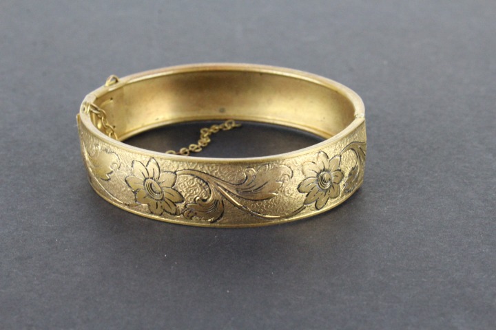 Peter Manickas Vintage 1930's Bangle