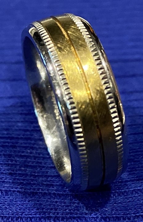 Keepsake Stainless Steel Men's Wedding Band Size 11