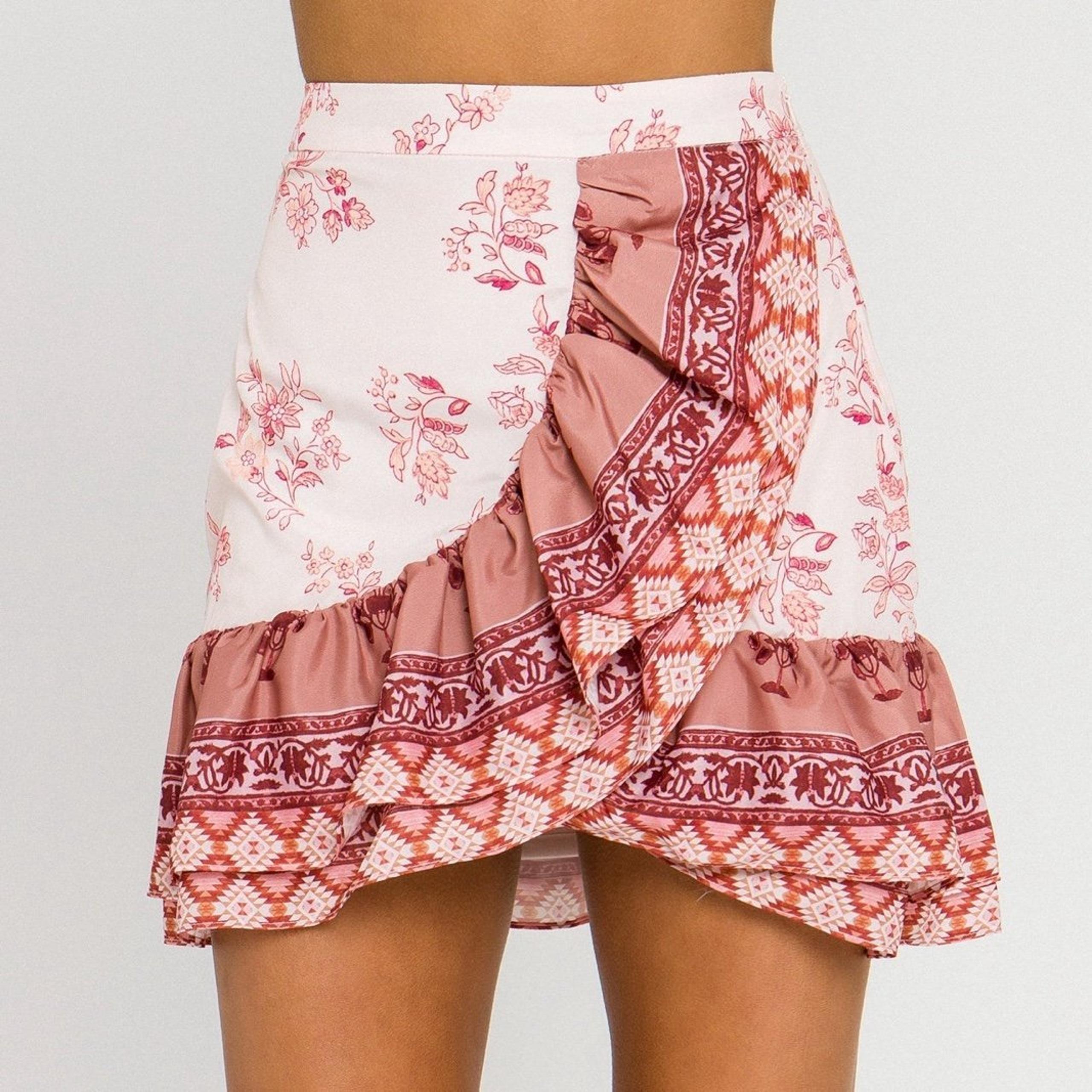 NWOT Sz Small Endless Rose Pradera Mini Skirt ($70)