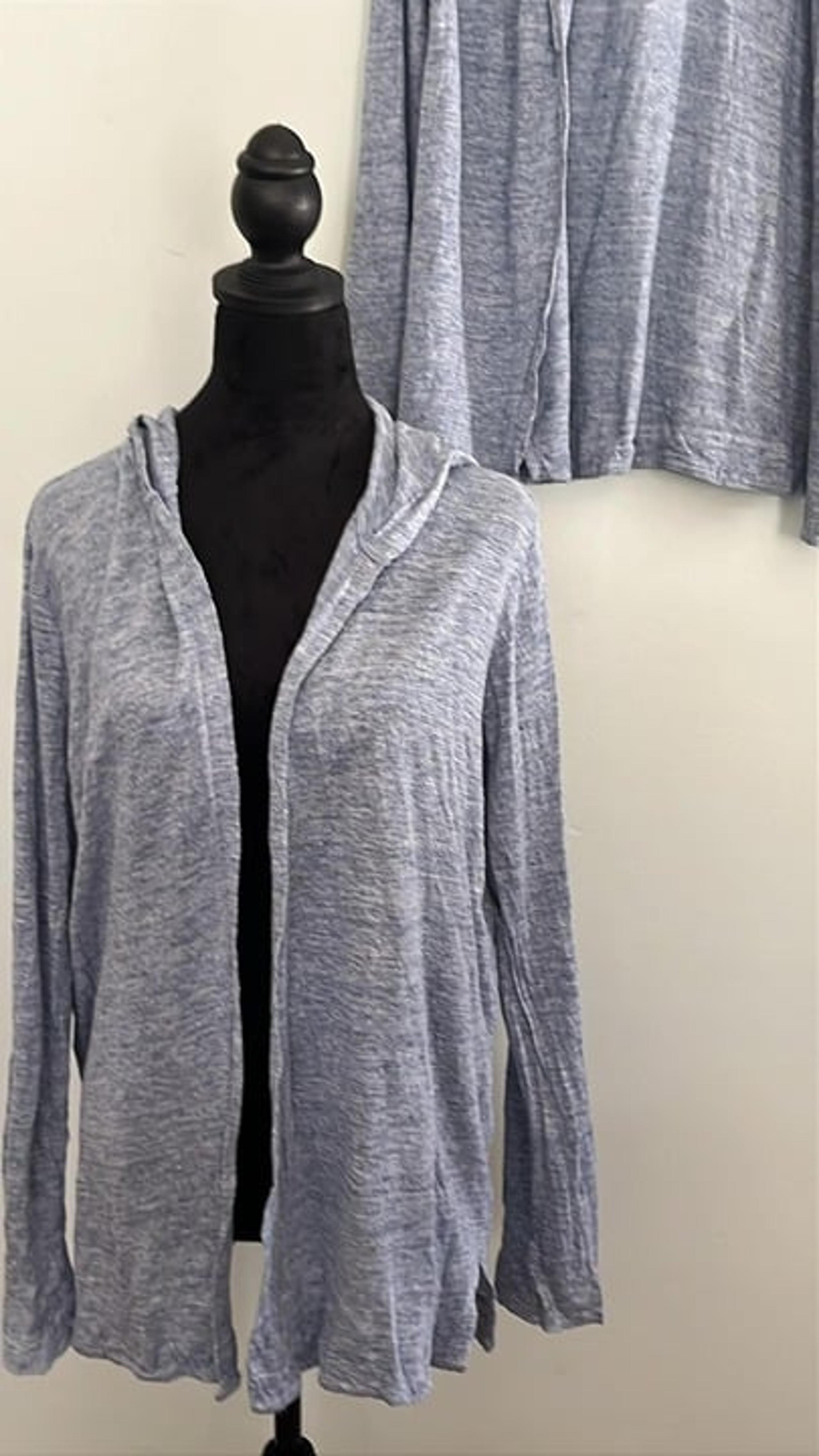 Tahari Cardigan MEDIUM Blue Linen Open Front Hooded Lightweight Sweater Casual