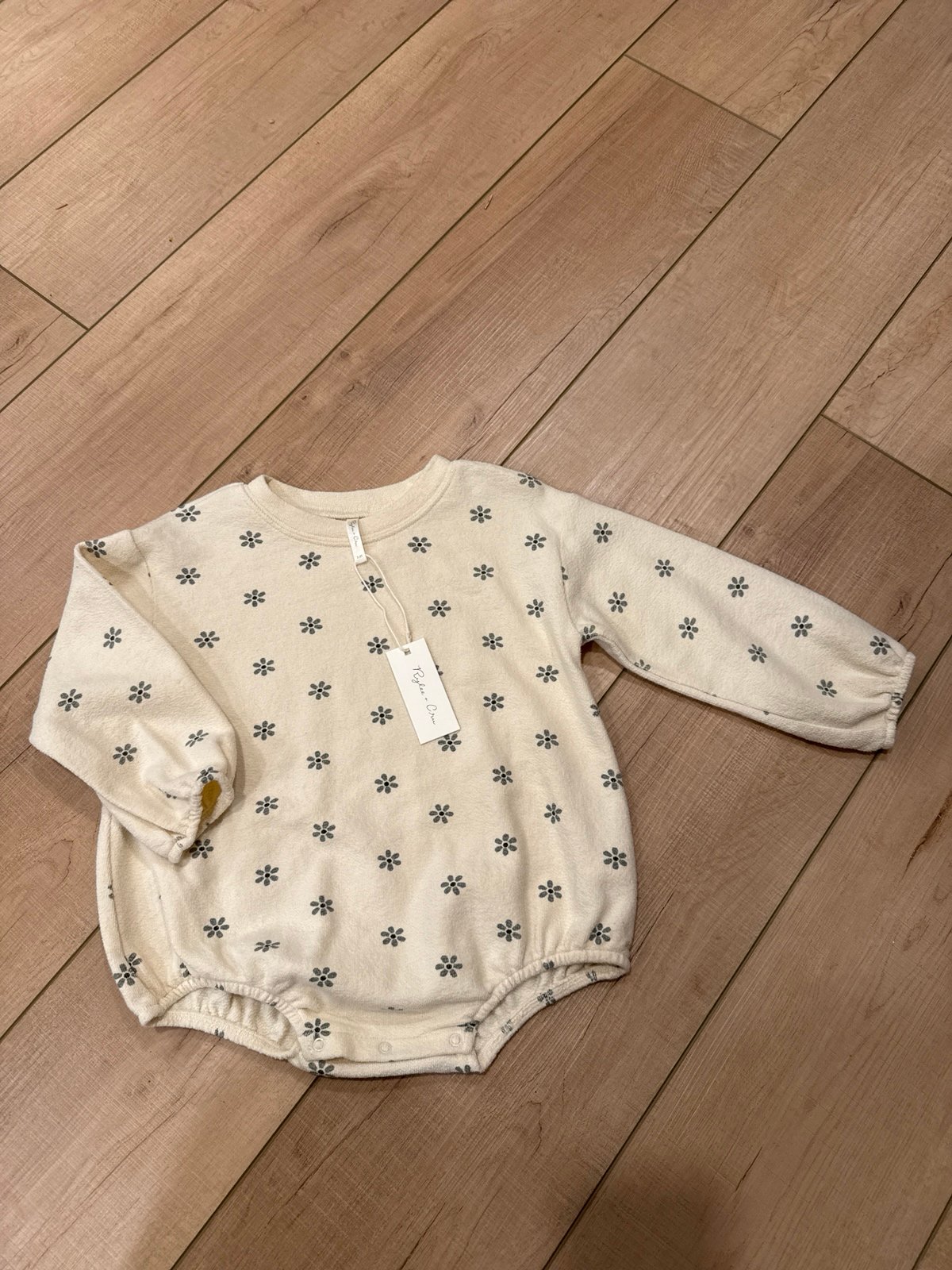 Rylee and Cru Romper onesie girl 2-3y