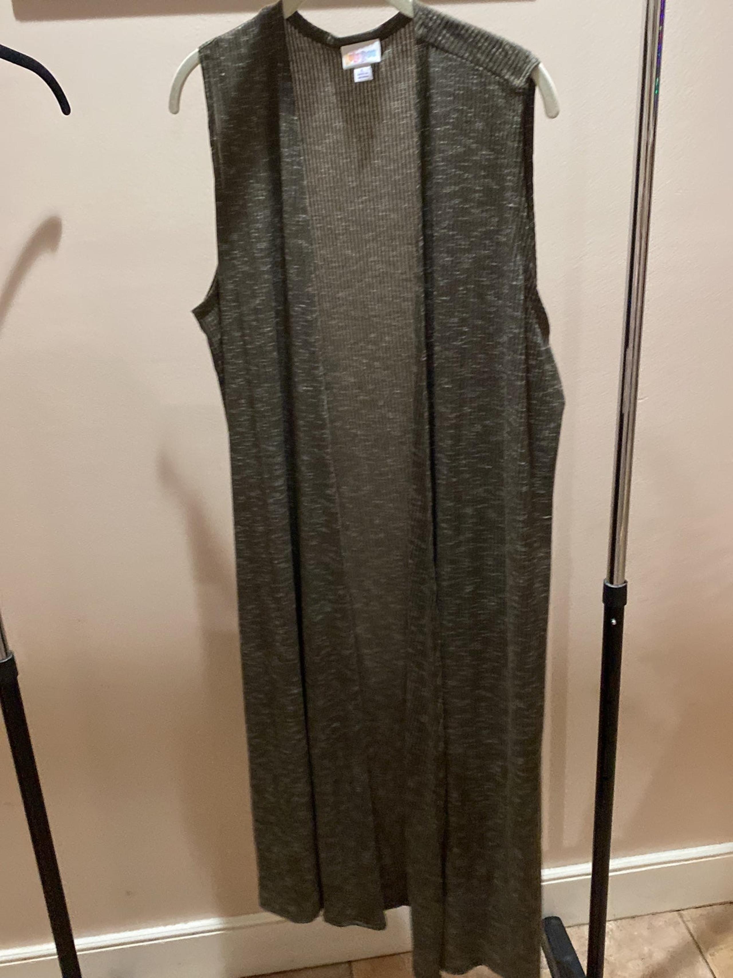 LuLaRoe Joy Vest L NWT