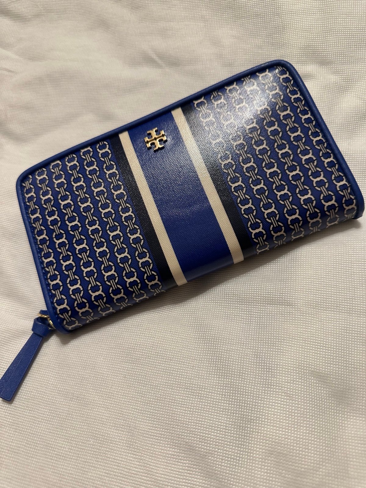 Tory Burch Zippy Wallet