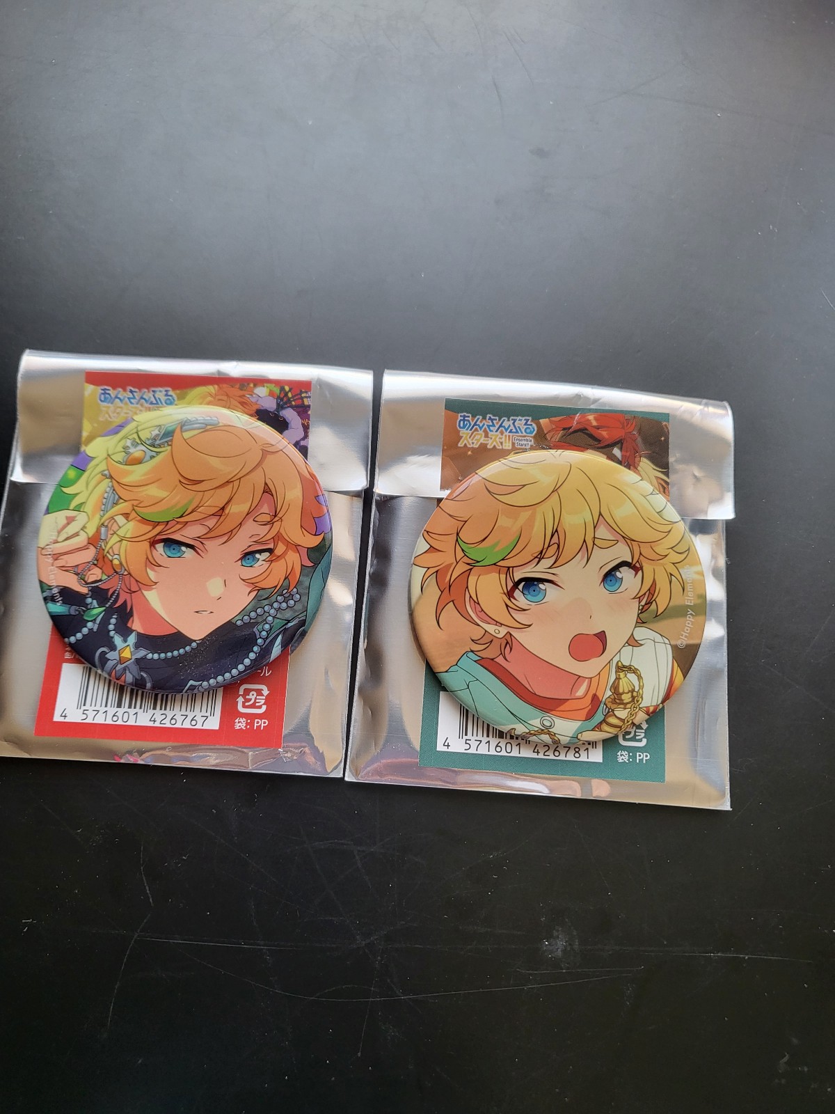PLEASE READ DESCRIPTION Ensemble Stars Collection Can Badge