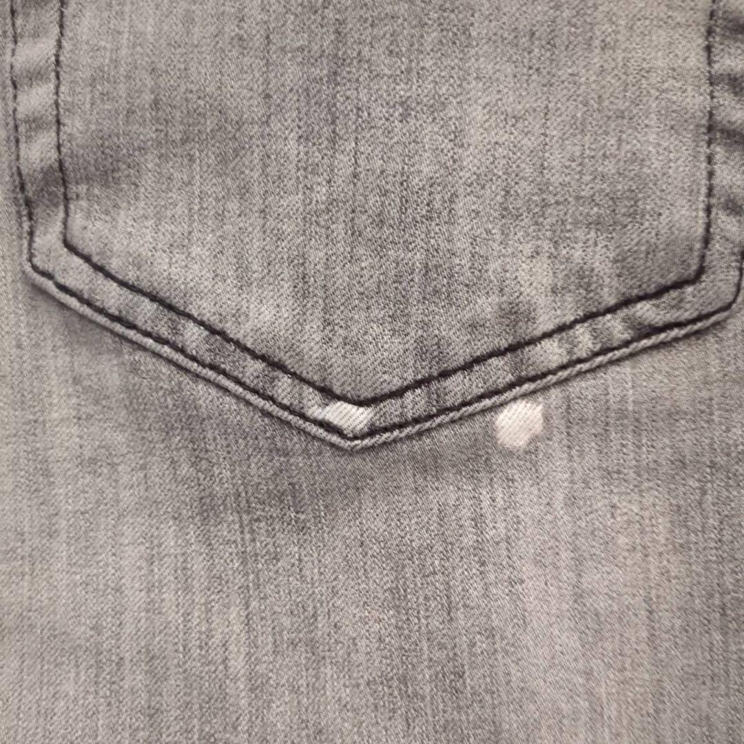 GU (ジーユー)【30】Straight Denim Pants with Whiskers and Honeycomb Pattern, Gray - detail