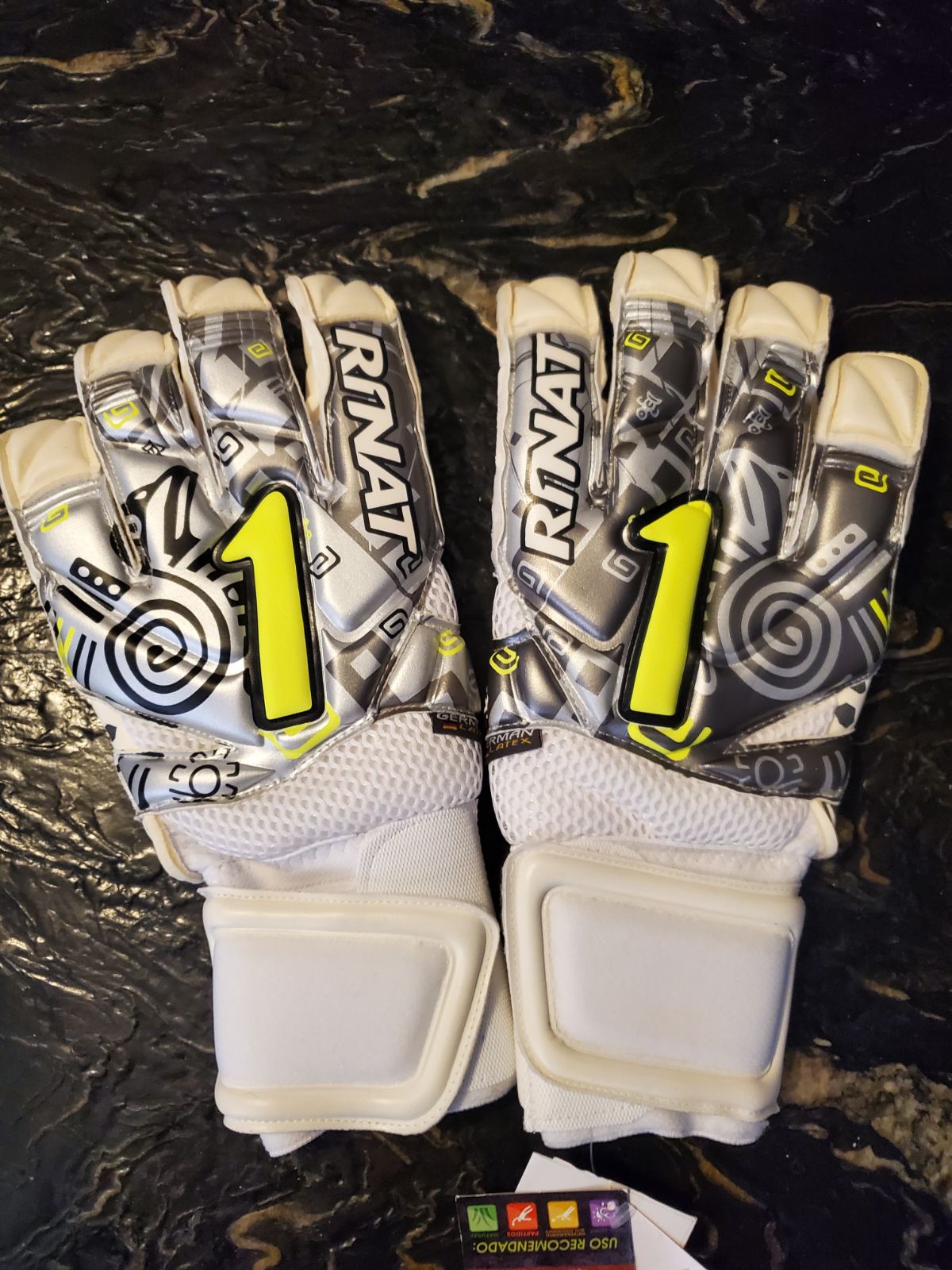 Buy T1TAN goalkeeper gloves - Pro Keeper Grip