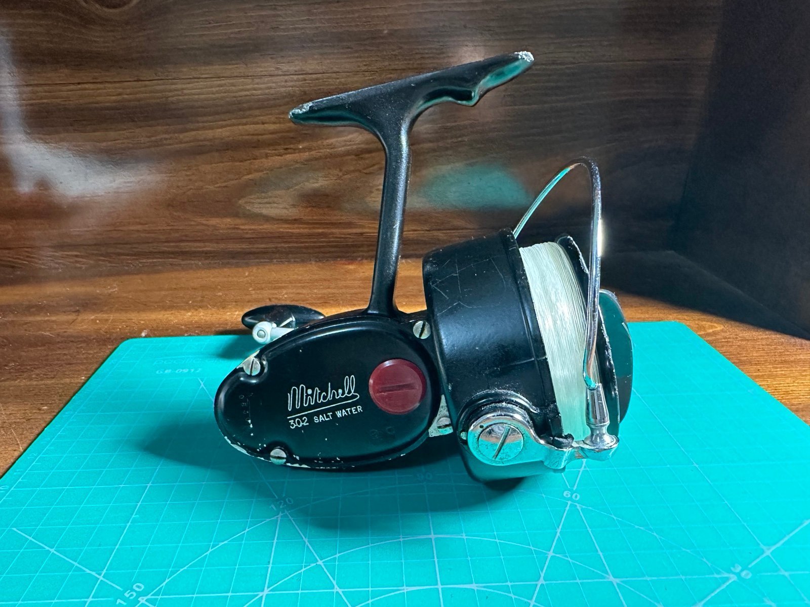 MITCHELL 302 SPINNING REEL