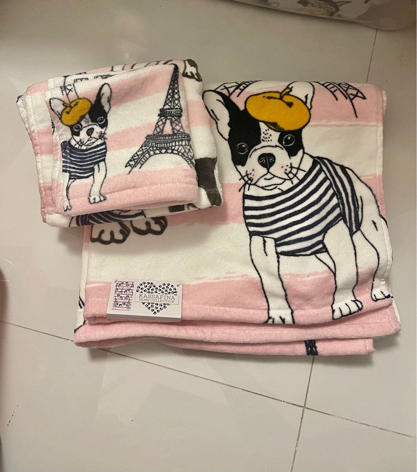 French Bulldogs in Paris Bath Towels Set