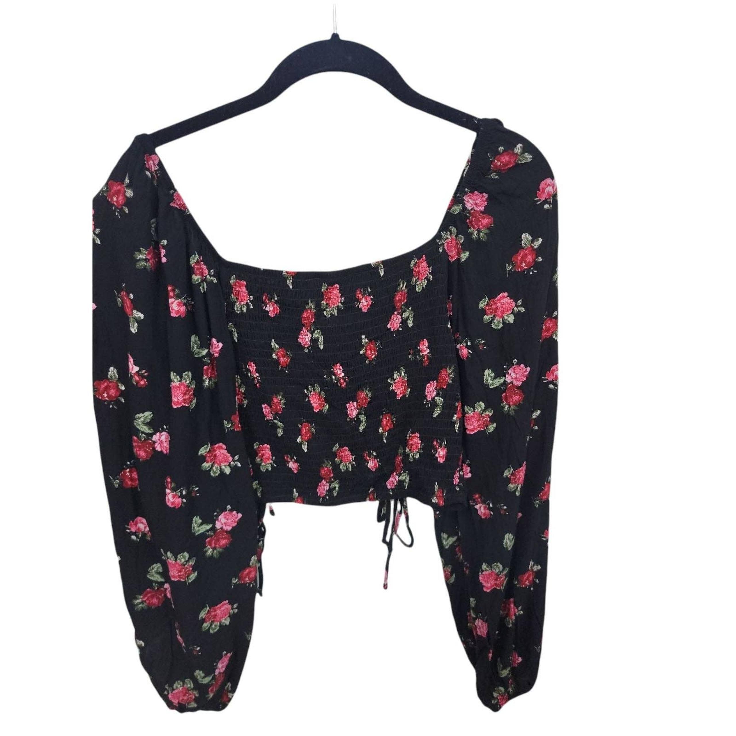 Wild Fable Black Floral Print Cropped Top Size MED -23