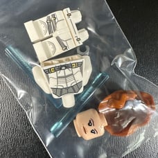 02445- lego black widow minifigure san diego comic-con 2020 exclusive