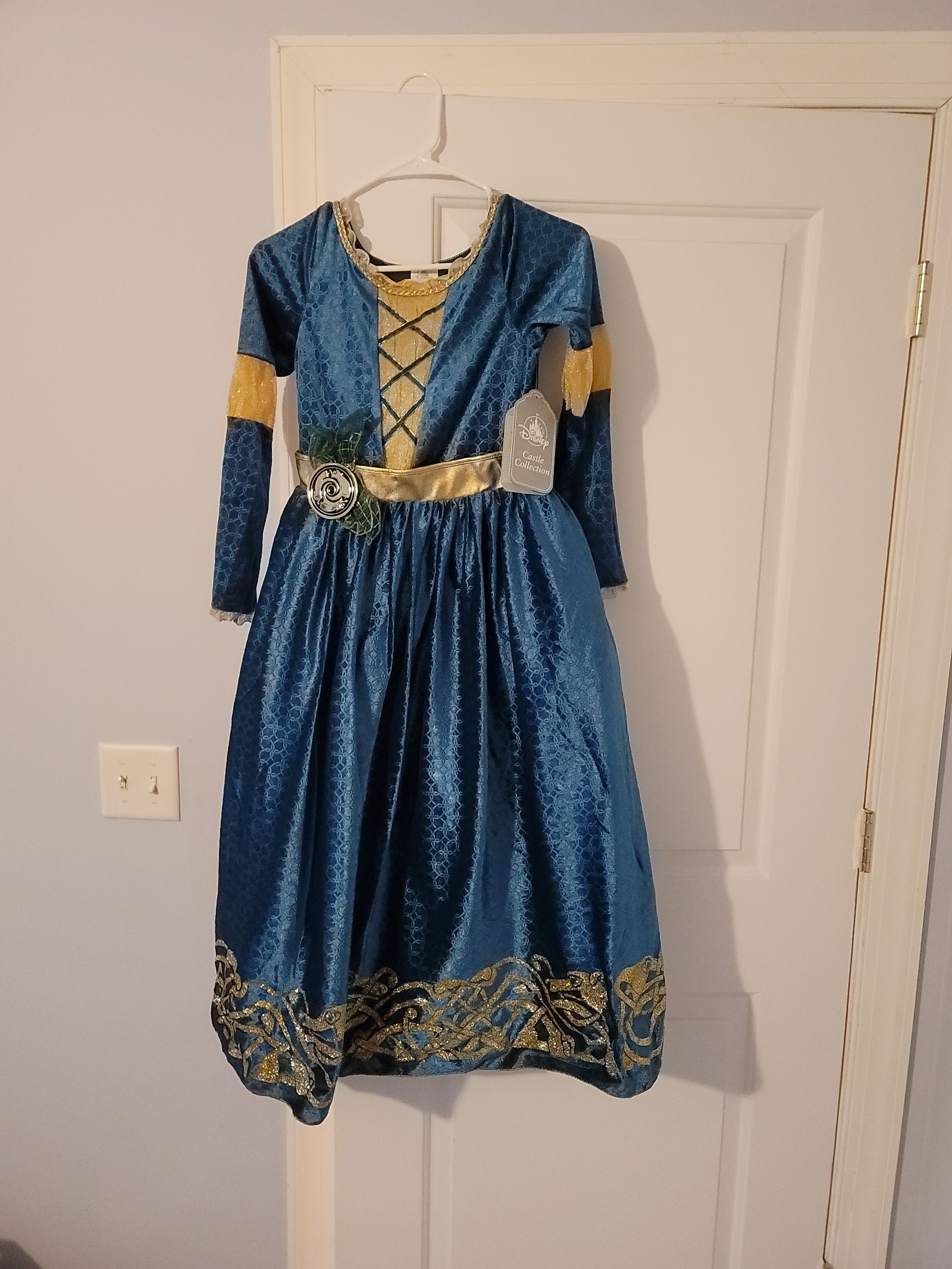 Merida Castle Collection costume