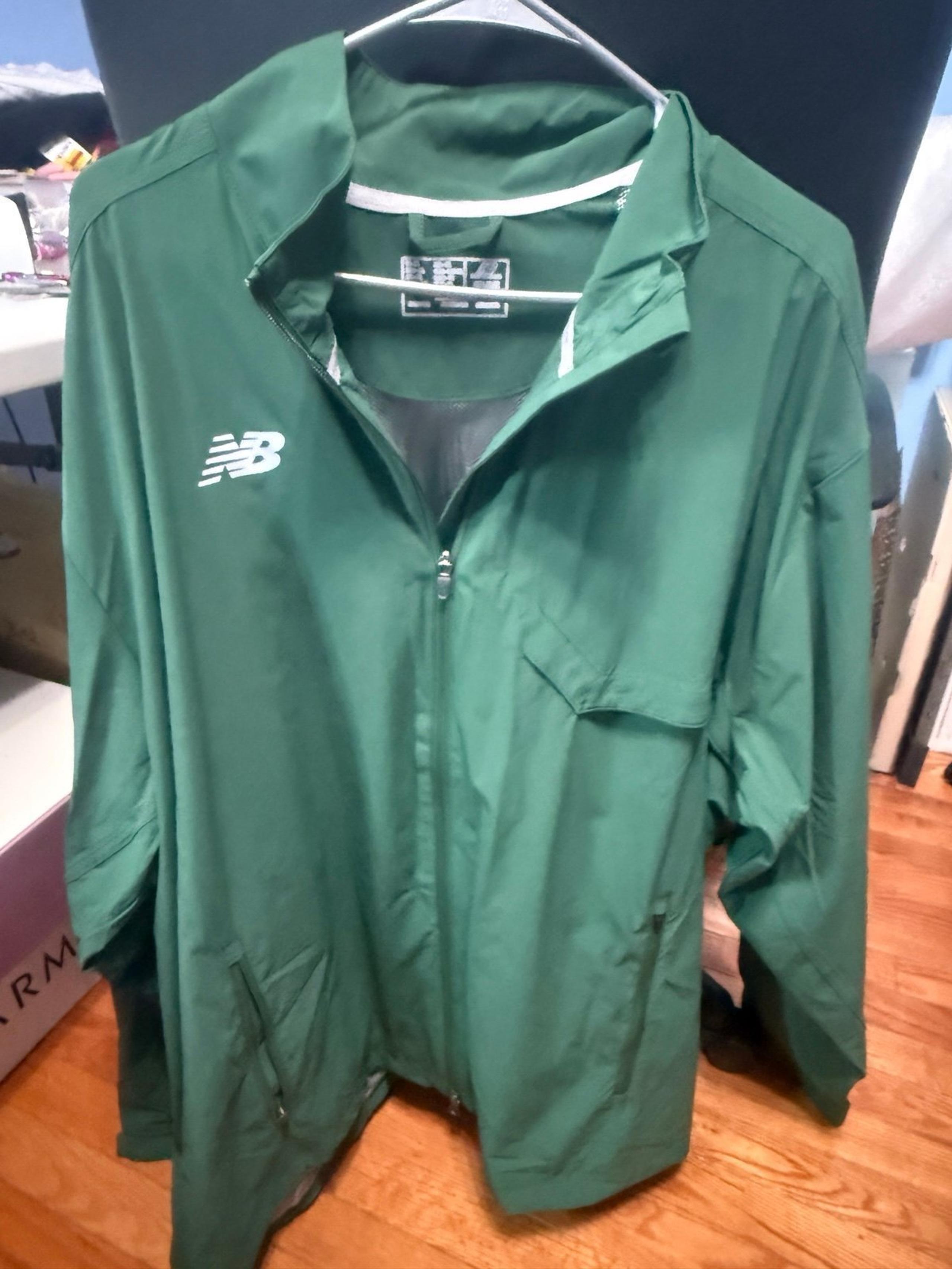 New Balance Jacket New Men’s 4XL