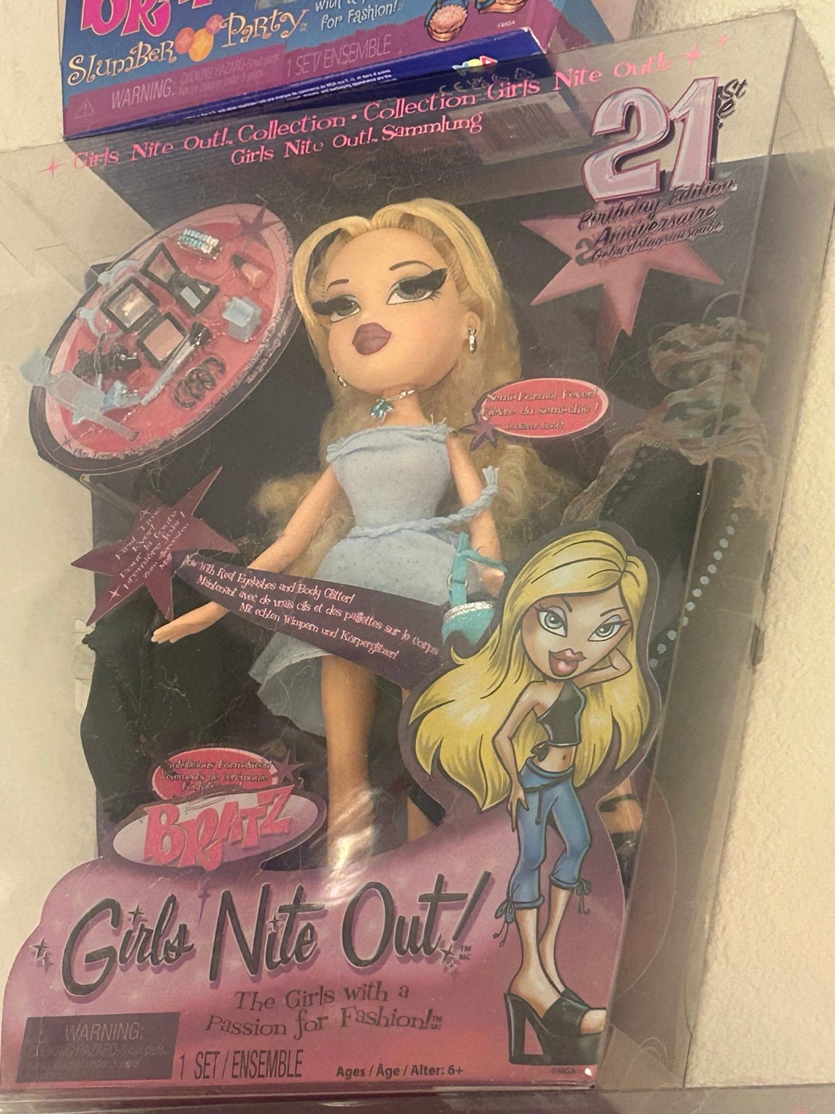 Bratz girls night out Sasha & Chloe !