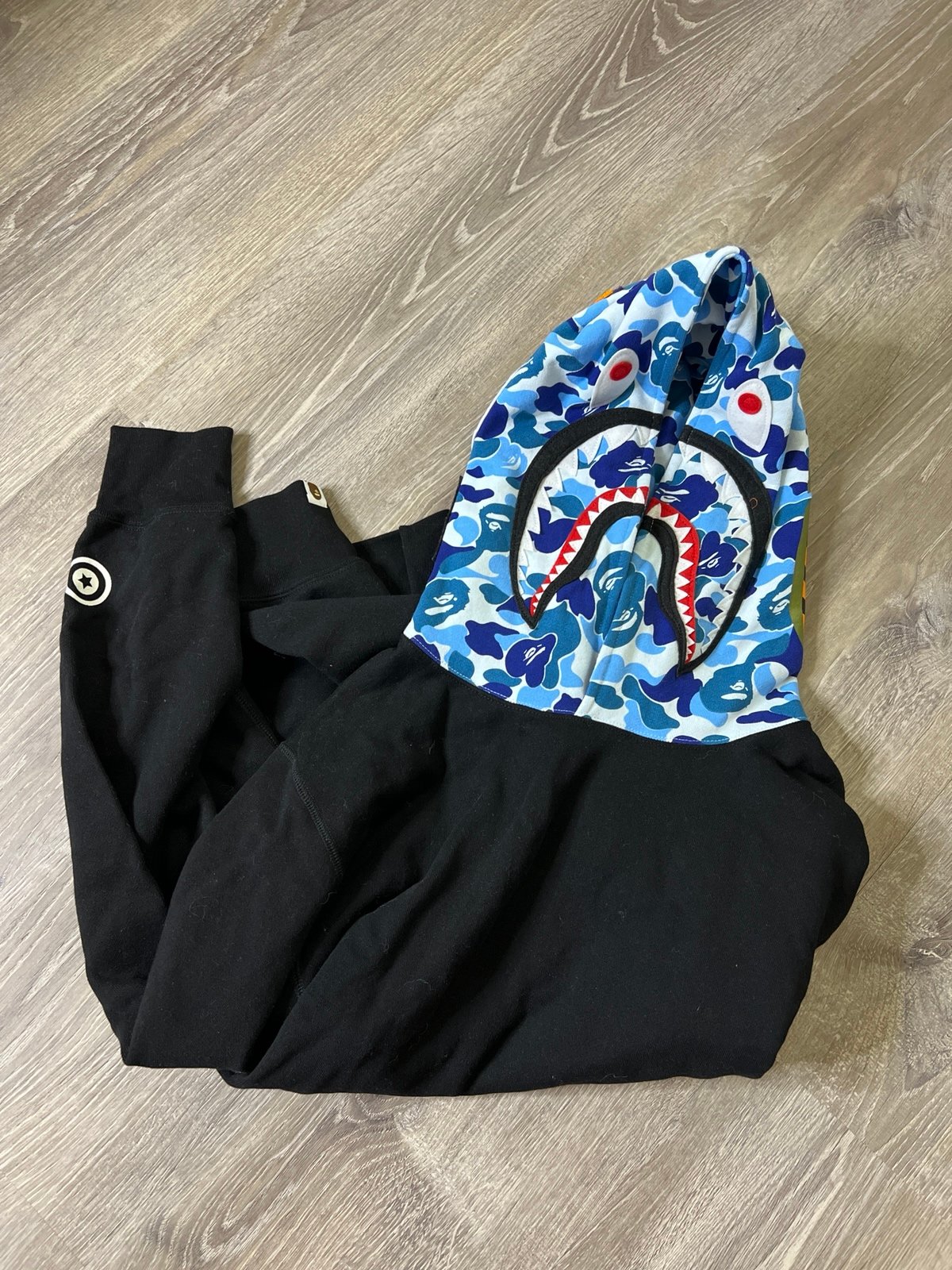 Bape ape authentic hoodie size Large