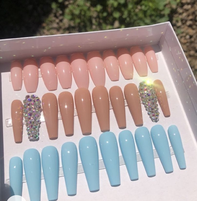 Press On Nail Bundle