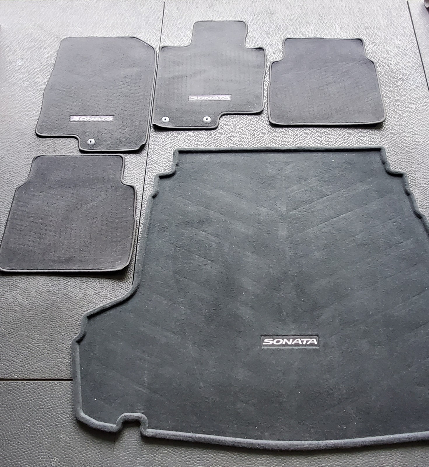 OEM 2011 2012 2013 2014 HYUNDAI SONATA Floor Mats 3QF14-AC200-HZ 3Q012-ADU00