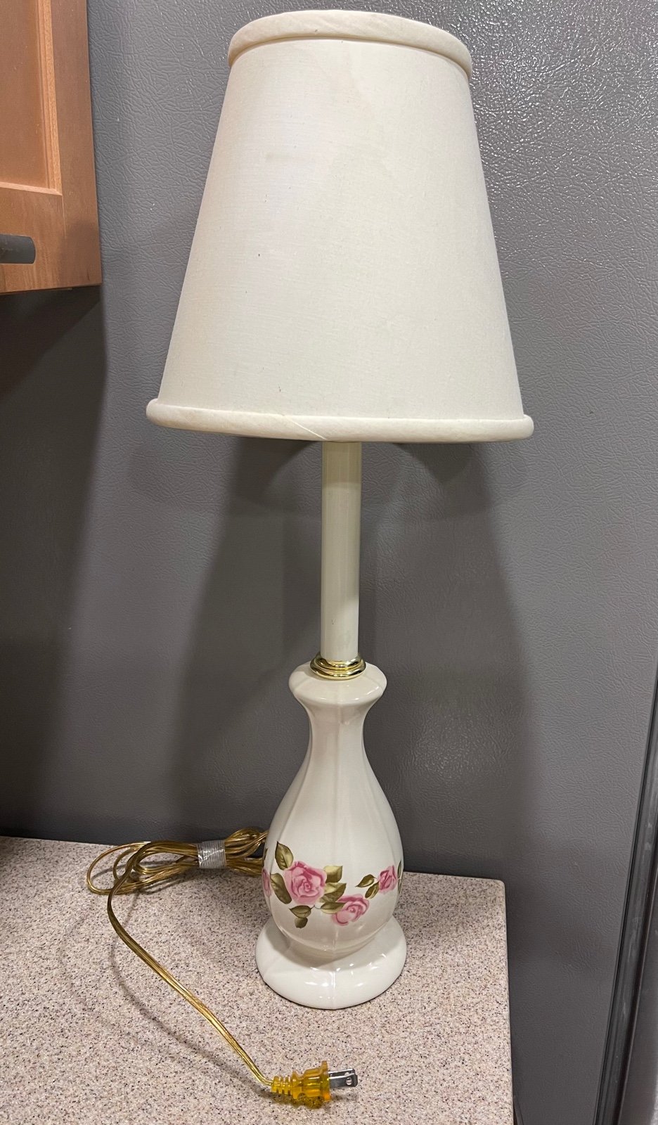 Vintage Hand Painted White Glass Table Lamp Cord Pink Roses Flowers Works 18.5”H