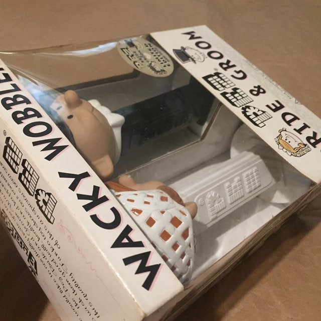 Funko Pez Wacky Wobbler Bride & Groom Bobble Heads w/box 4.5