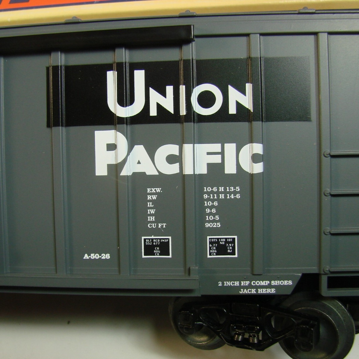 Lionel 17232 Union Pacific SP Merger Double Door Boxcar w/ Auto Frames O Scale