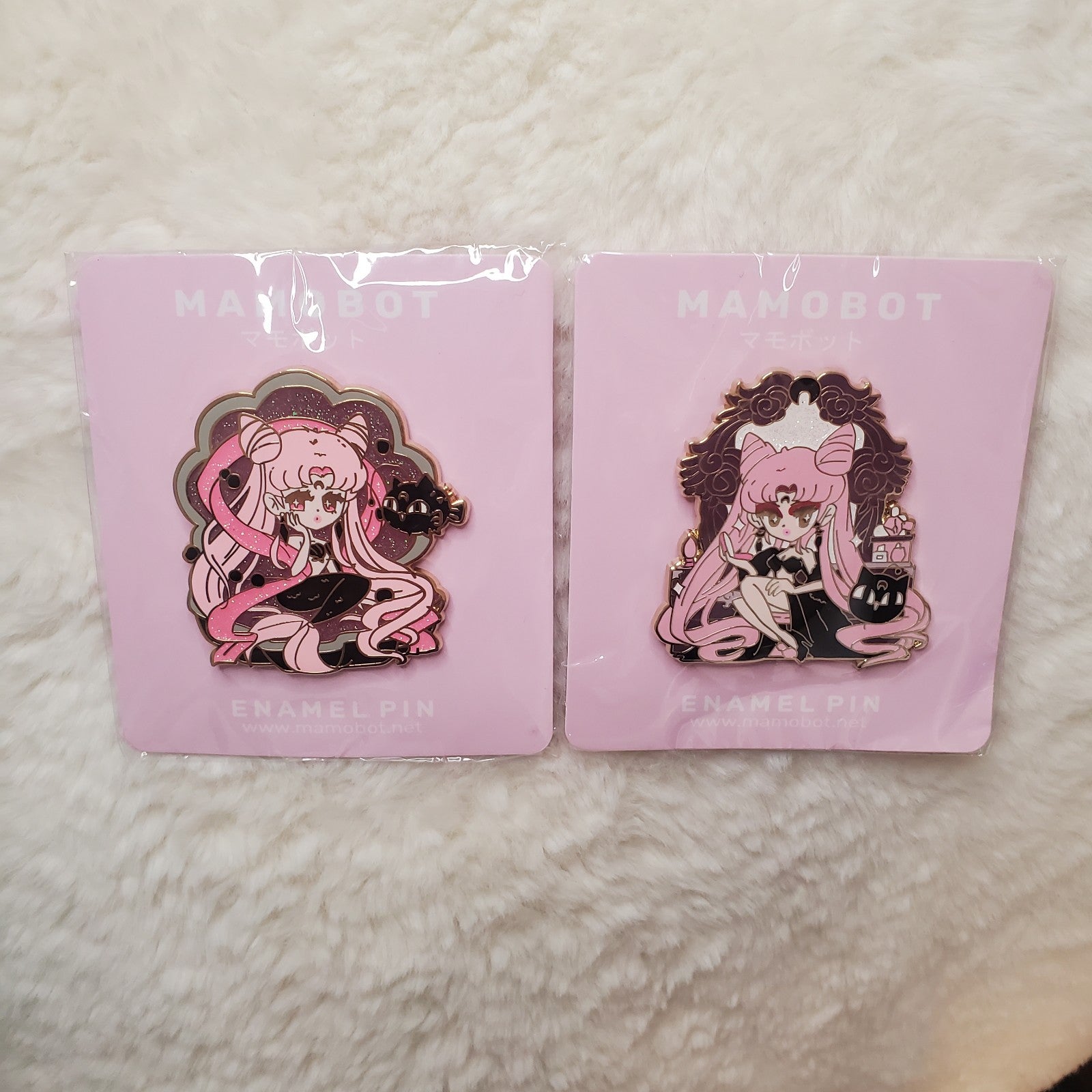 Rin_Loves_Pins | Mercari