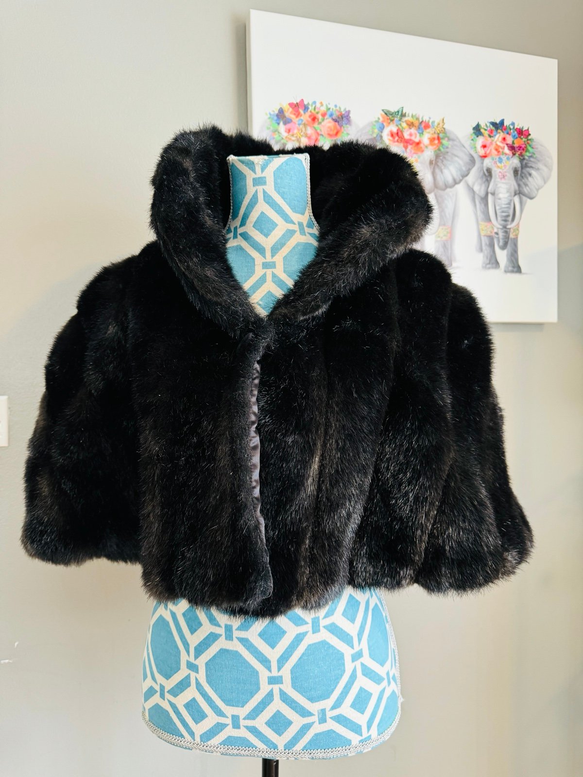 Kathleen For Sweet Herb Vintage Faux Fur Cape MADE IN USA One Size